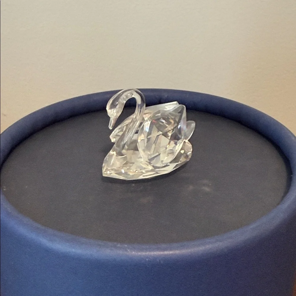 Swarovski Crystal Swan~Medium